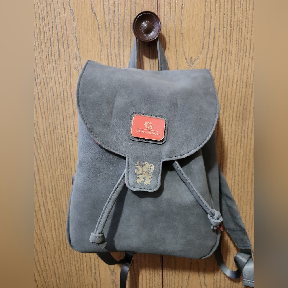 Harry Potter New York Exclusive Gryffindor Bag.
